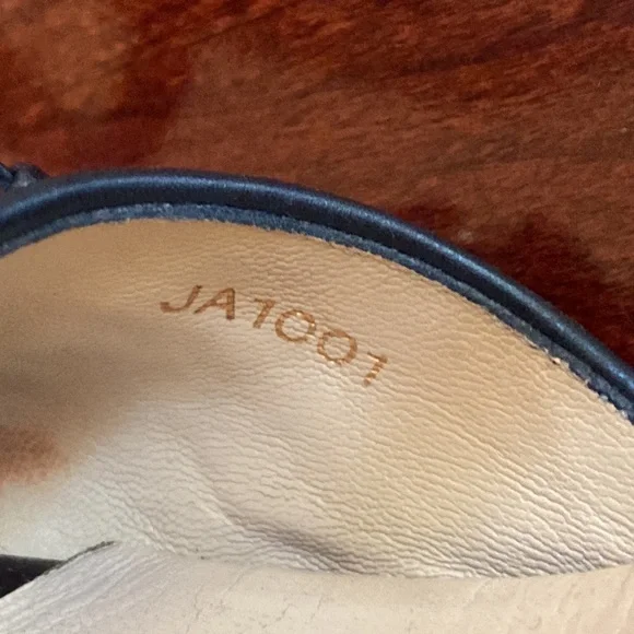 Louis Vuitton Vintage Dark Blue Monogram Mini Lin Sandal Size 35.5 - Picture 8 of 16